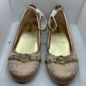 Michael Kors Girls flats